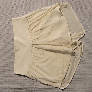 Lululemon Nulu and Mesh High-Rise Yoga Shorts Size 8